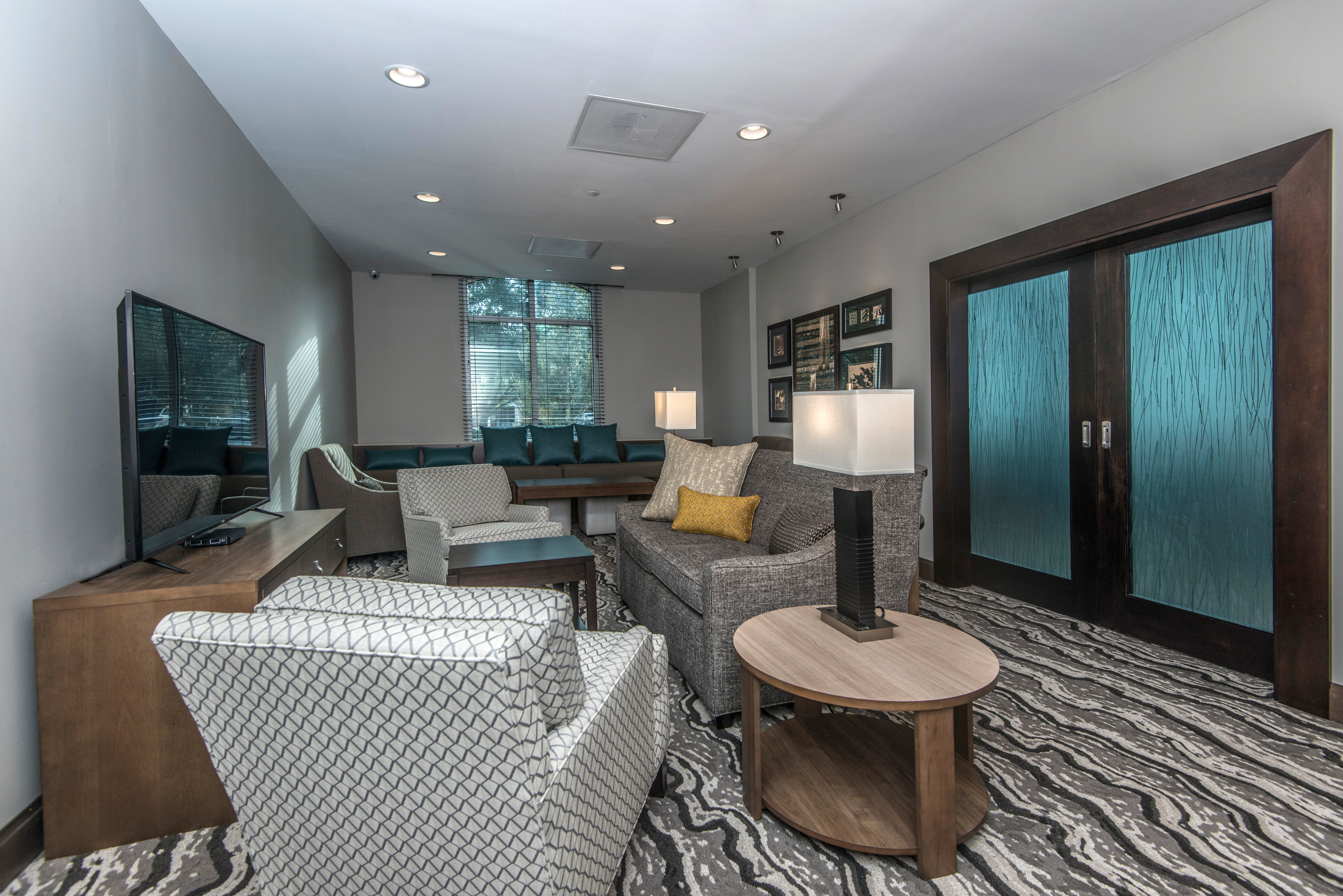 STAYBRIDGE SUITES CHARLESTON - MOUNT PLEASANT 33/60
