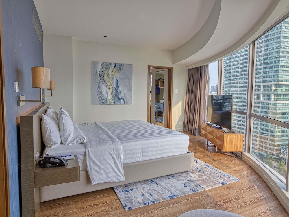 Novotel Suites Manila At Acqua 17/52