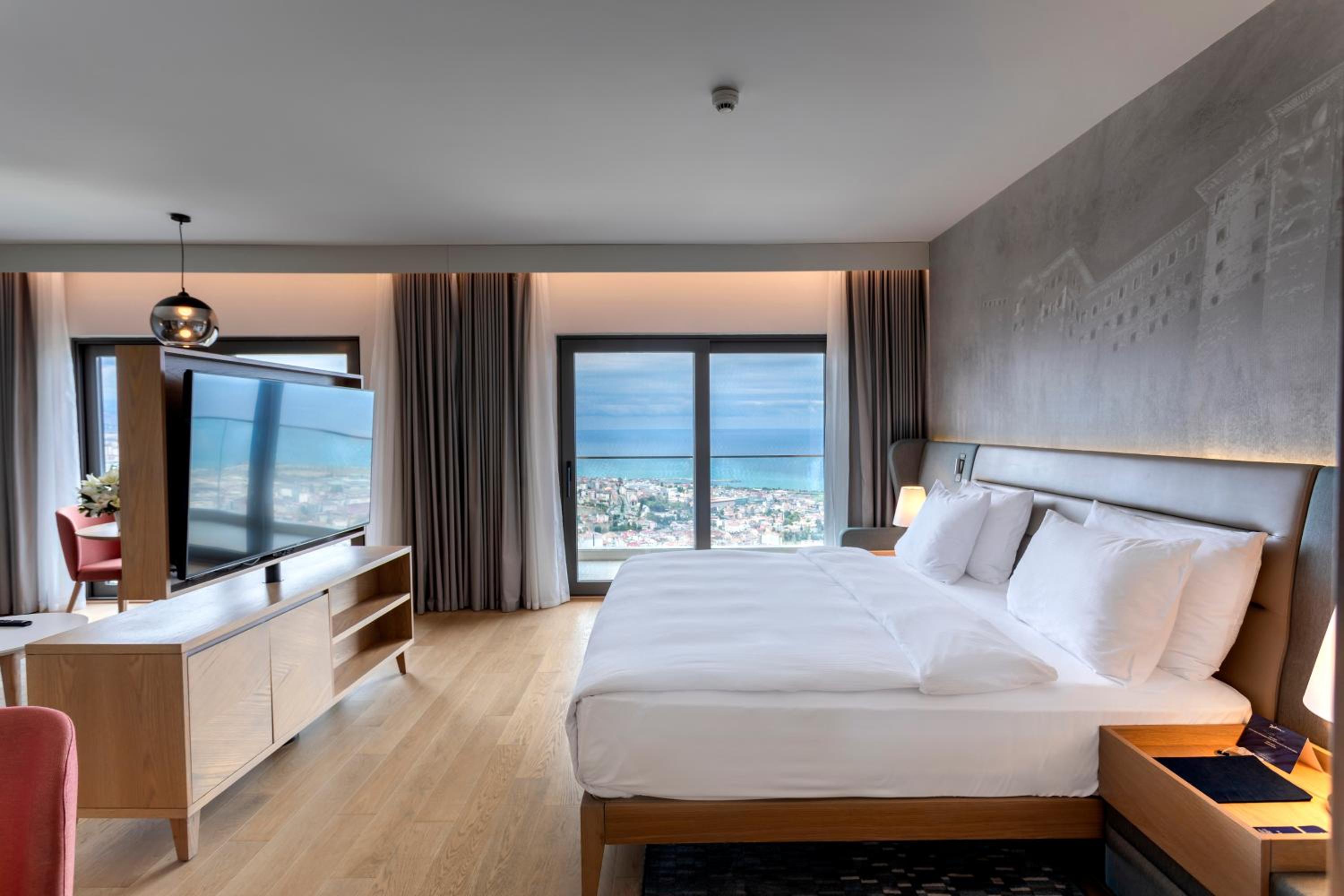 Premium, King Bed, Sea View, Sofa, Hot Tub