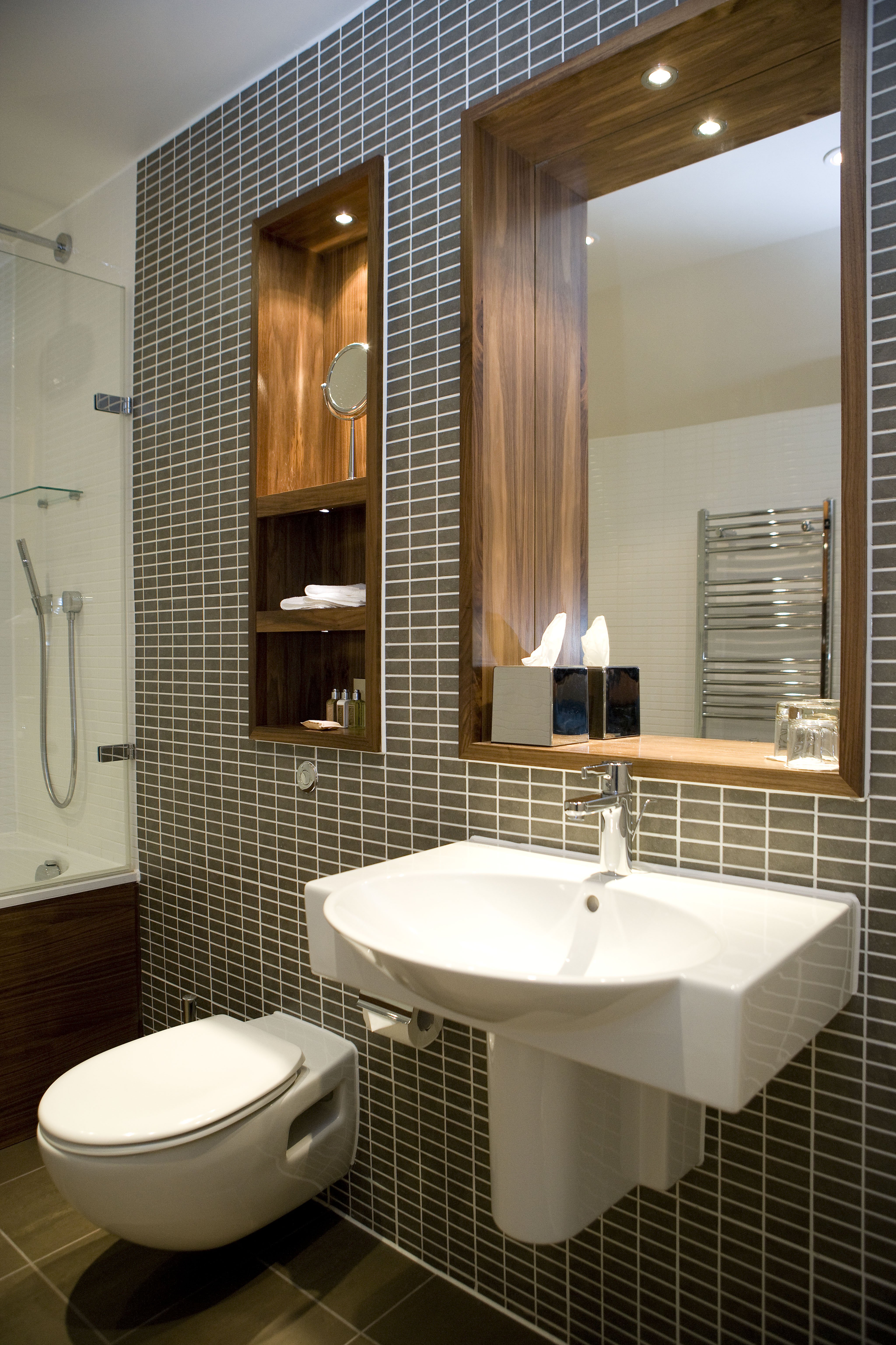 Fraser Suites Edinburgh 16/19