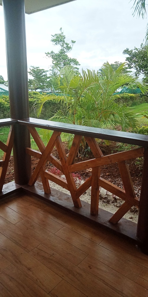 Amoa Resort 61/64