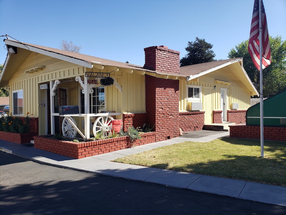Paso Robles Wine Country Inn 32/39