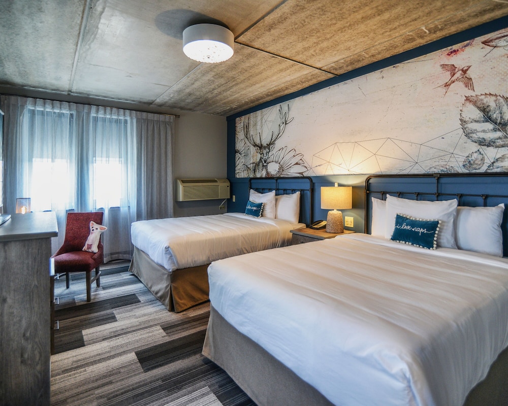 Heritage, Suite, 2 Queen Beds