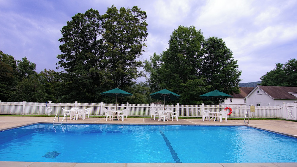 Blackberry River Inn 5/50