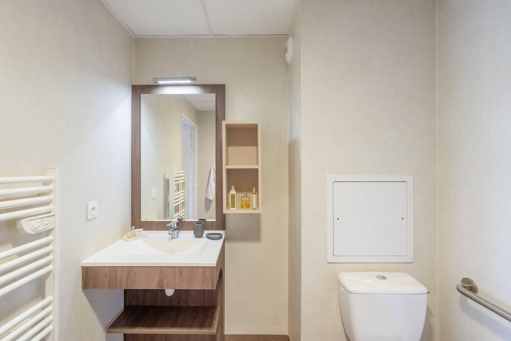 Quality Aparthotel Lyon L'Isle-dAbeau 29/32
