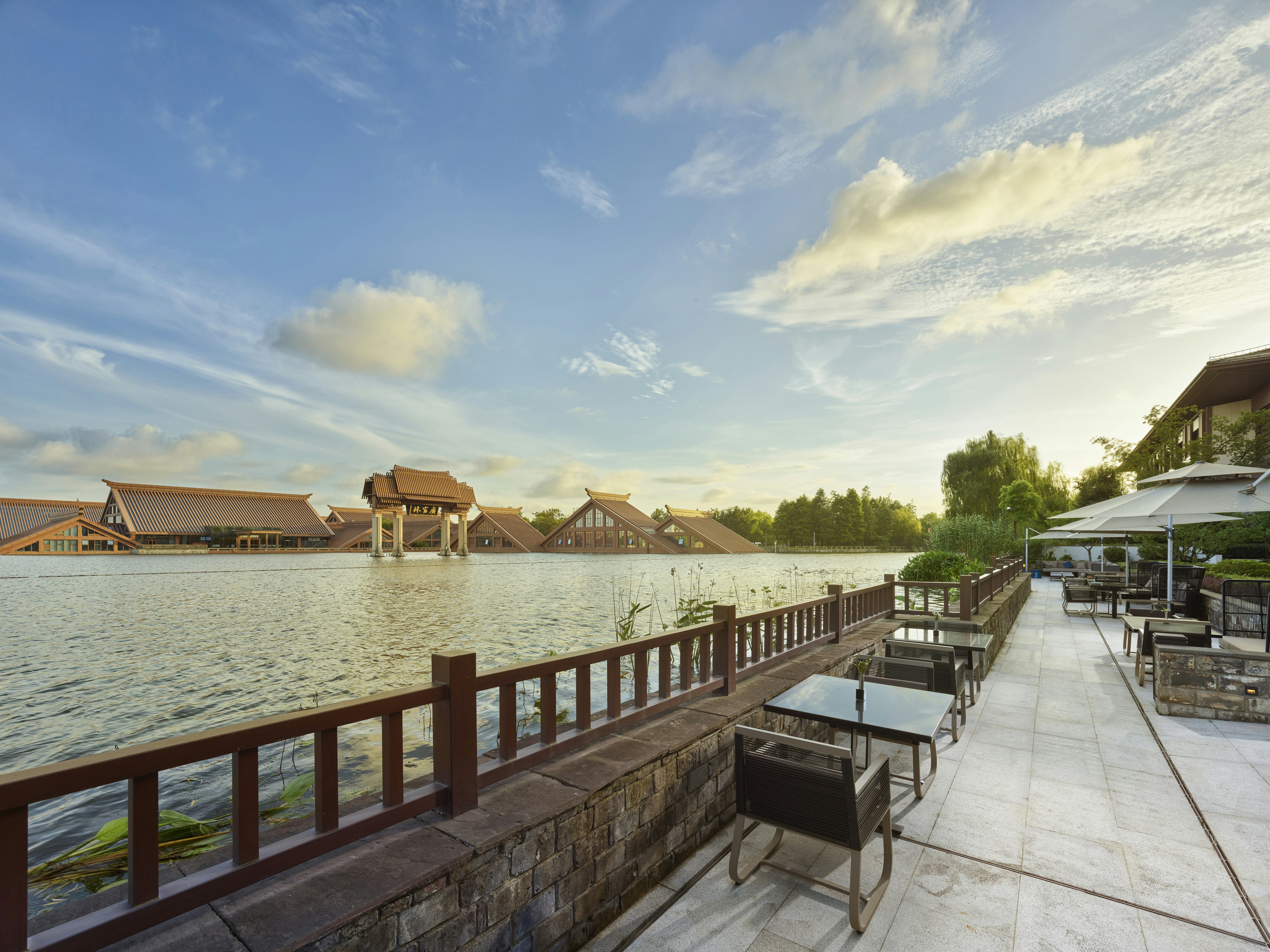 Hilton Shanghai Songjiang Guangfulin 50/50