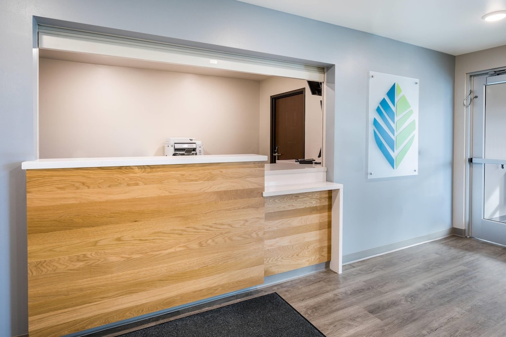 WoodSpring Suites Centennial - Denver Tech Center 9/64