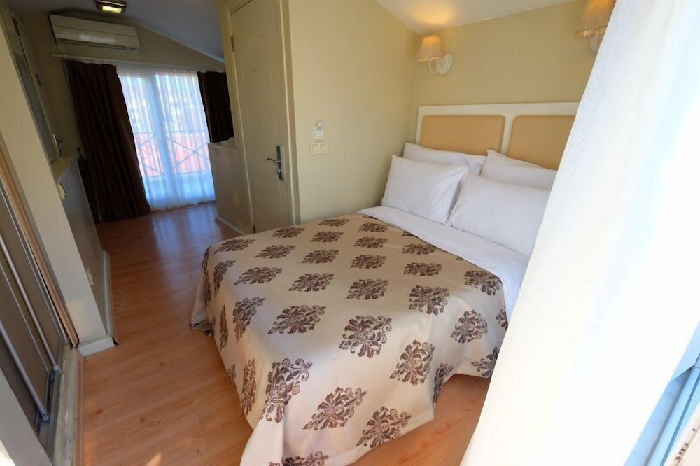 Ada Home's Hotel Taksim 12/20