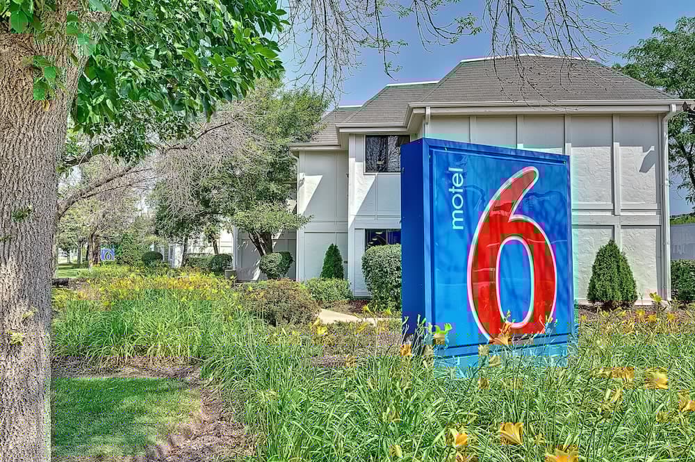Motel6 Glenview, IL - Chicago North 54/60