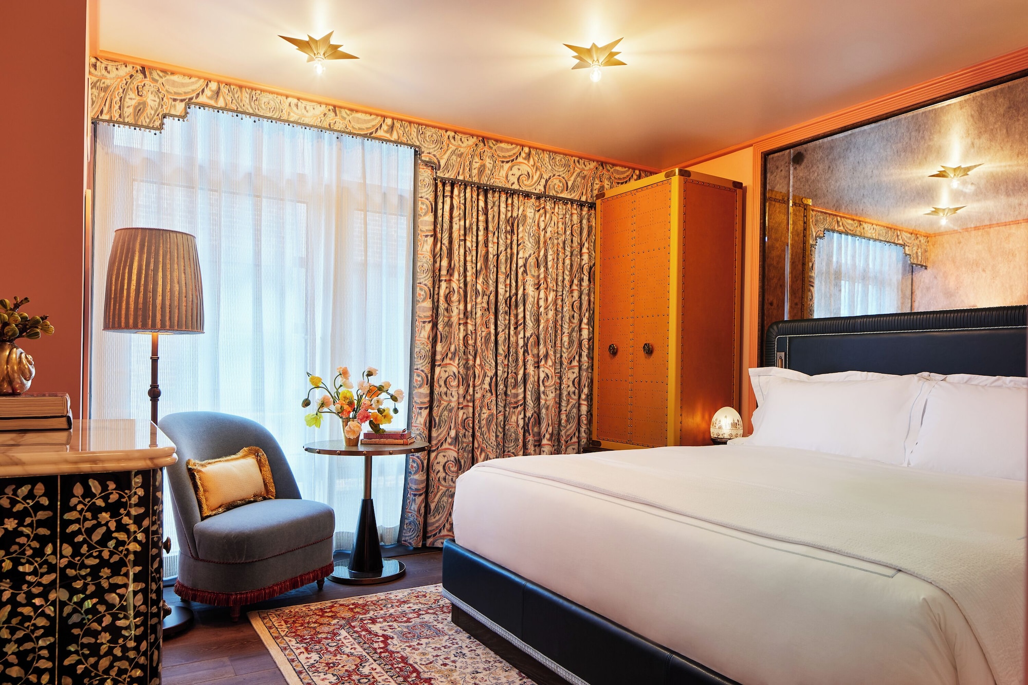 Tower, City, King Bed
