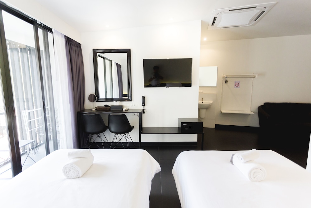 Isilver Hotel 25/63