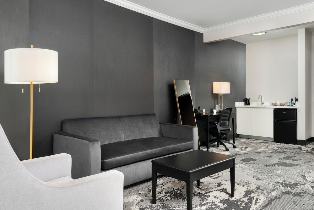 Champions Club and Hotel, Houston Westchase 23/54