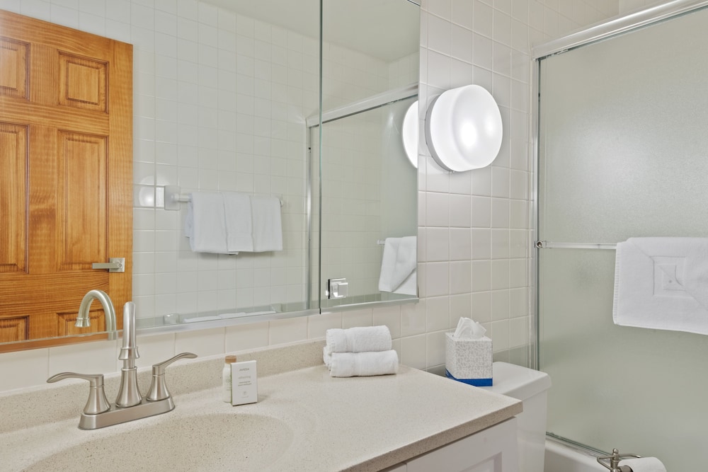 The Vail Spa Condominiums 74/76