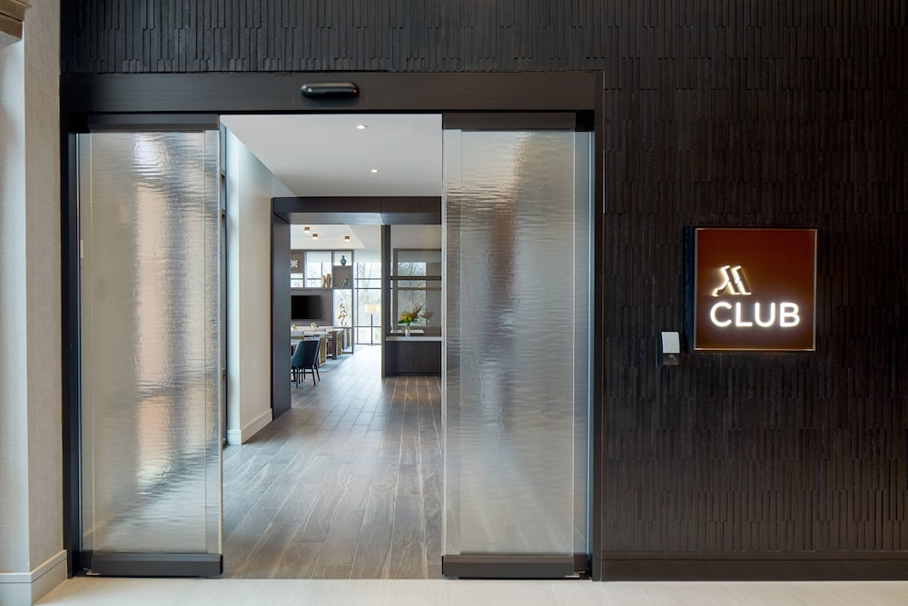 UNC Charlotte Marriott Hotel & Conference Center 19/47