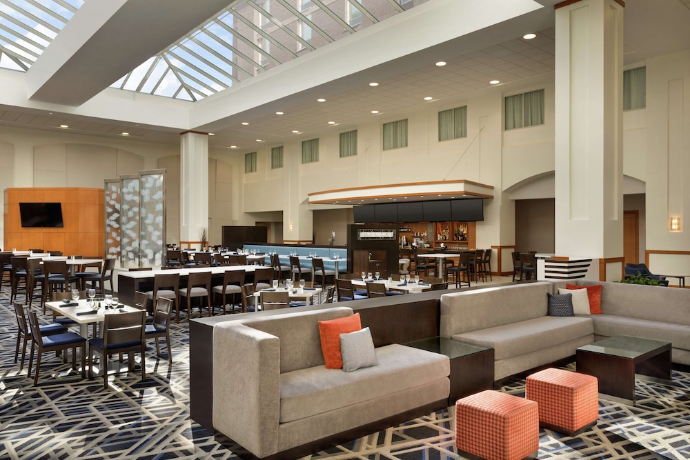 Embassy Suites by Hilton Boston at Logan Airport 21/65