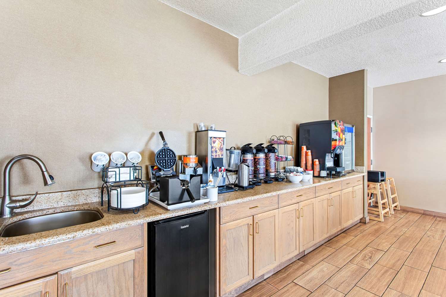Comfort Inn & Suites I-25 near Spaceport America 13/18