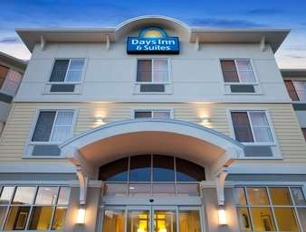 Sleep Inn & Suites Altoona North 2/25
