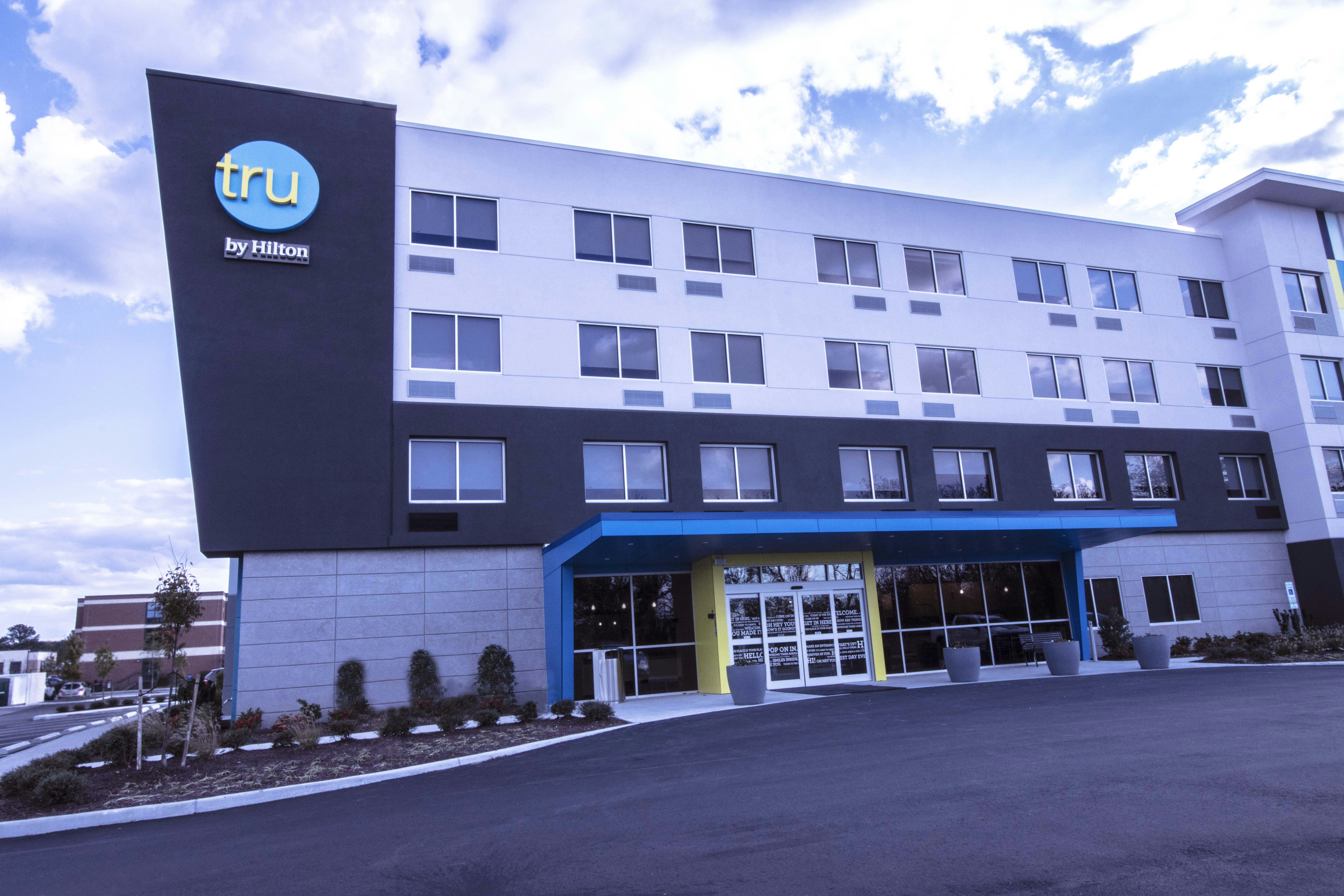 Tru By Hilton Norfolk Airport Va 3/27