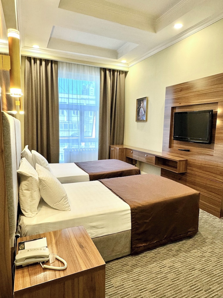 Grand Eurasia Hotel 15/50