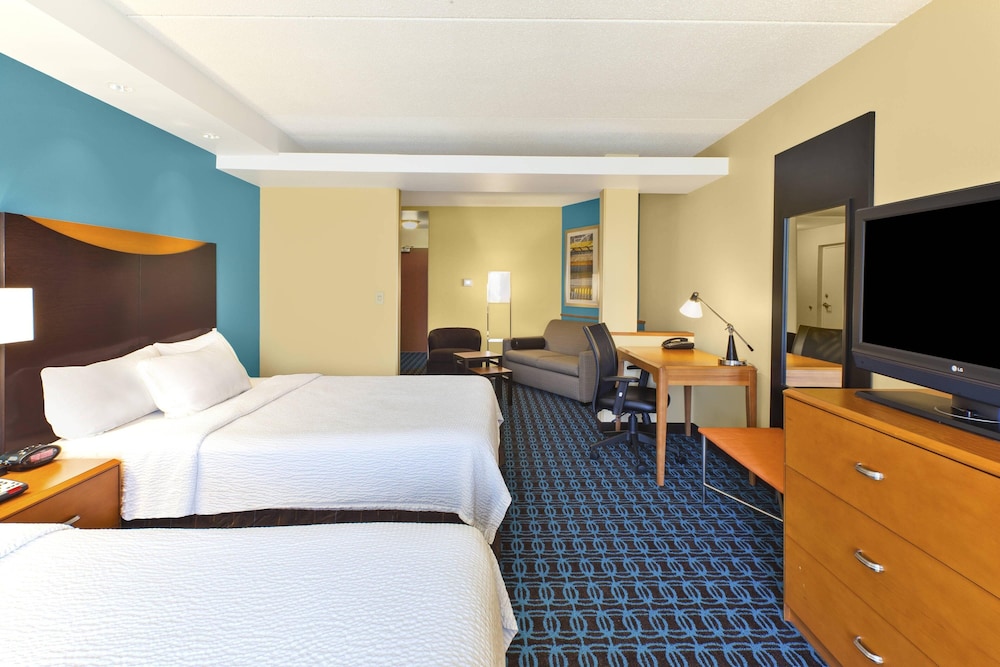 Suite, Multiple Beds