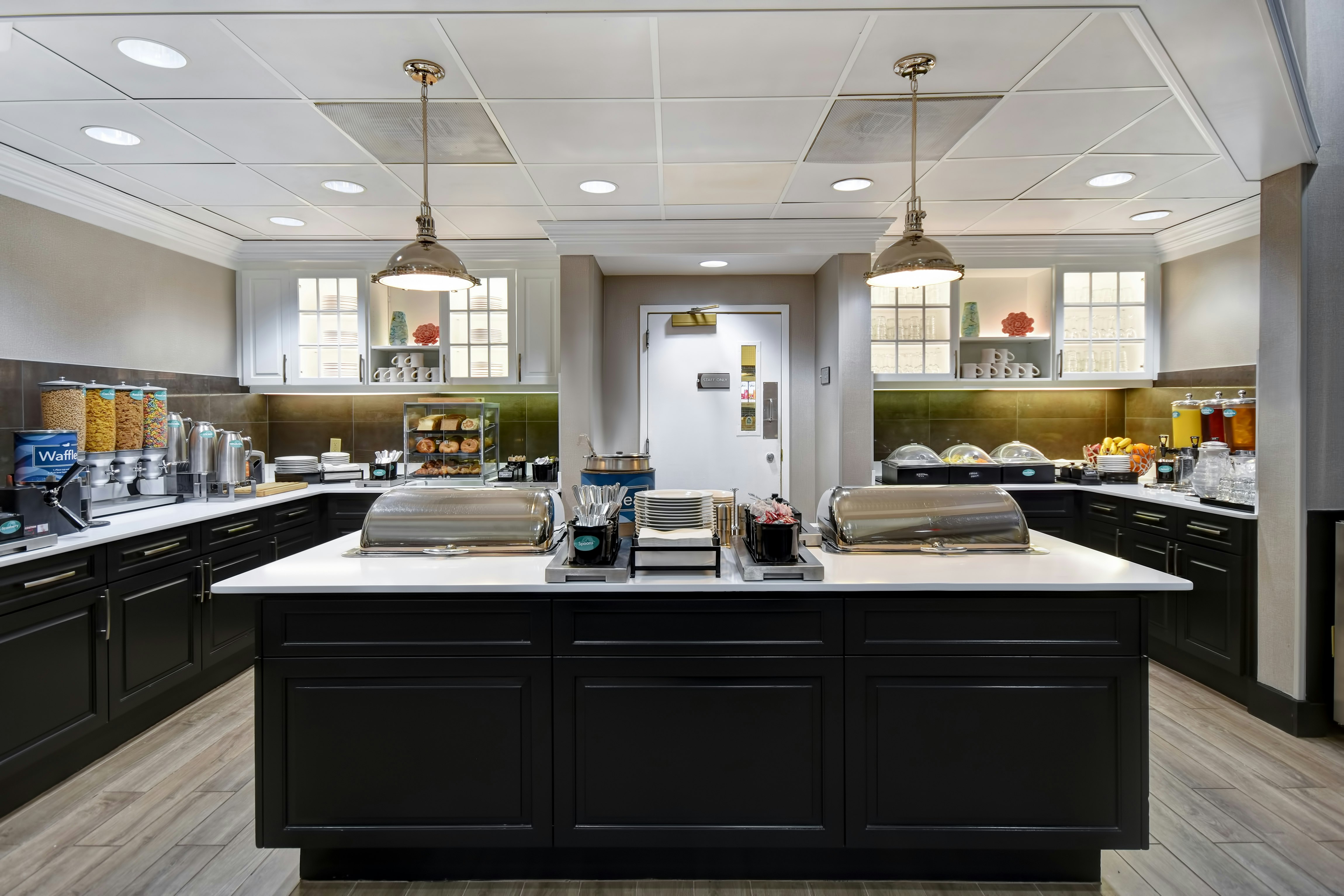 Homewood Suites by Hilton Edgewater-NYC Area 6/19