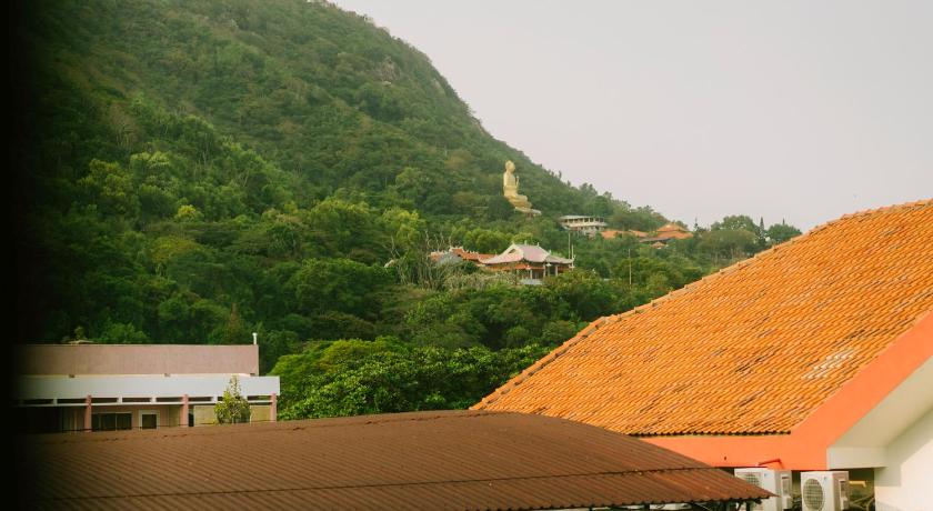 Song Huong Hotel 62/68