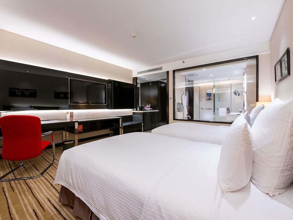 PULLMAN GUIYANG 20/74