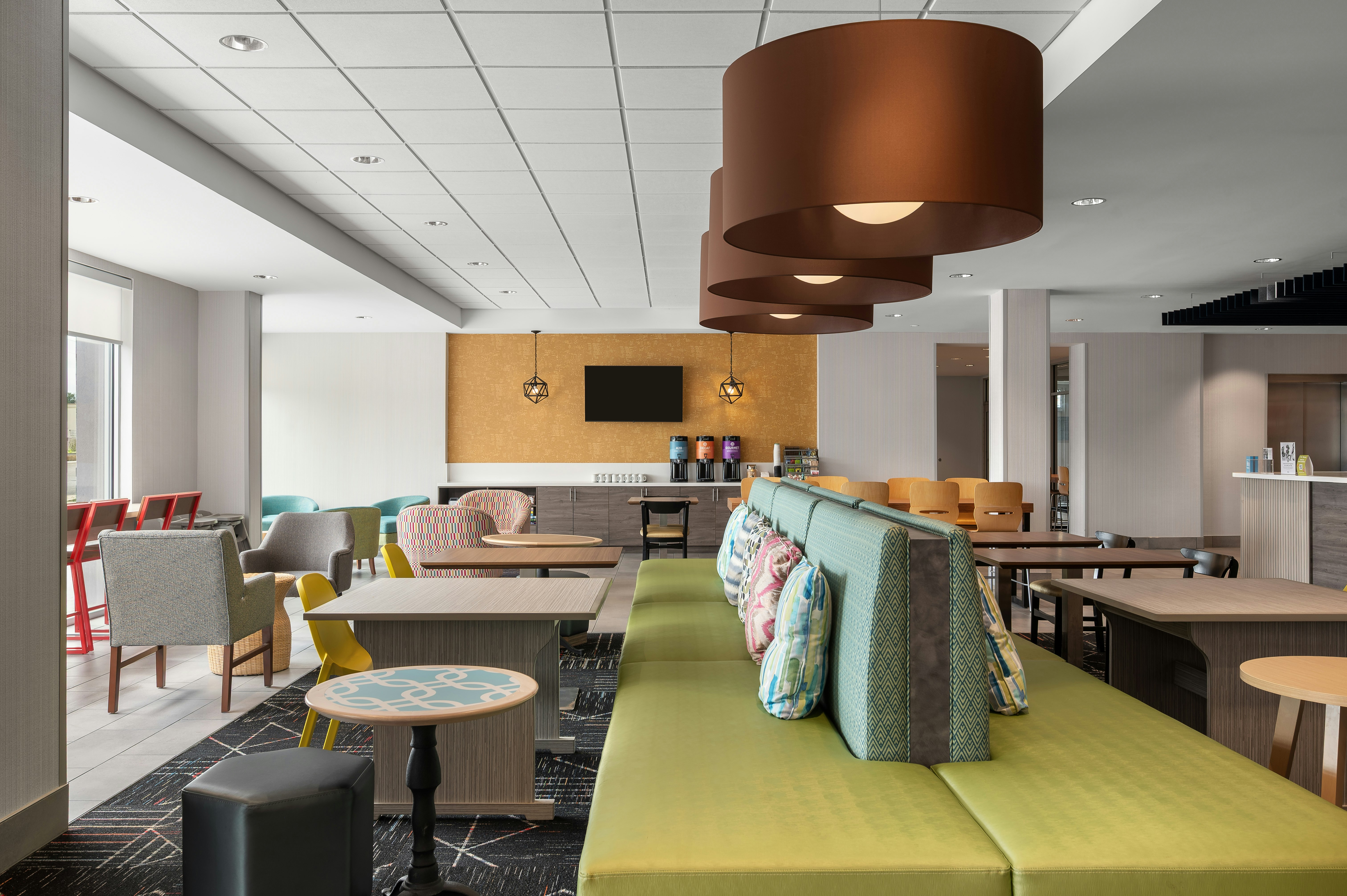 Home2 Suites by Hilton Cincinnati Eastgate 20/23