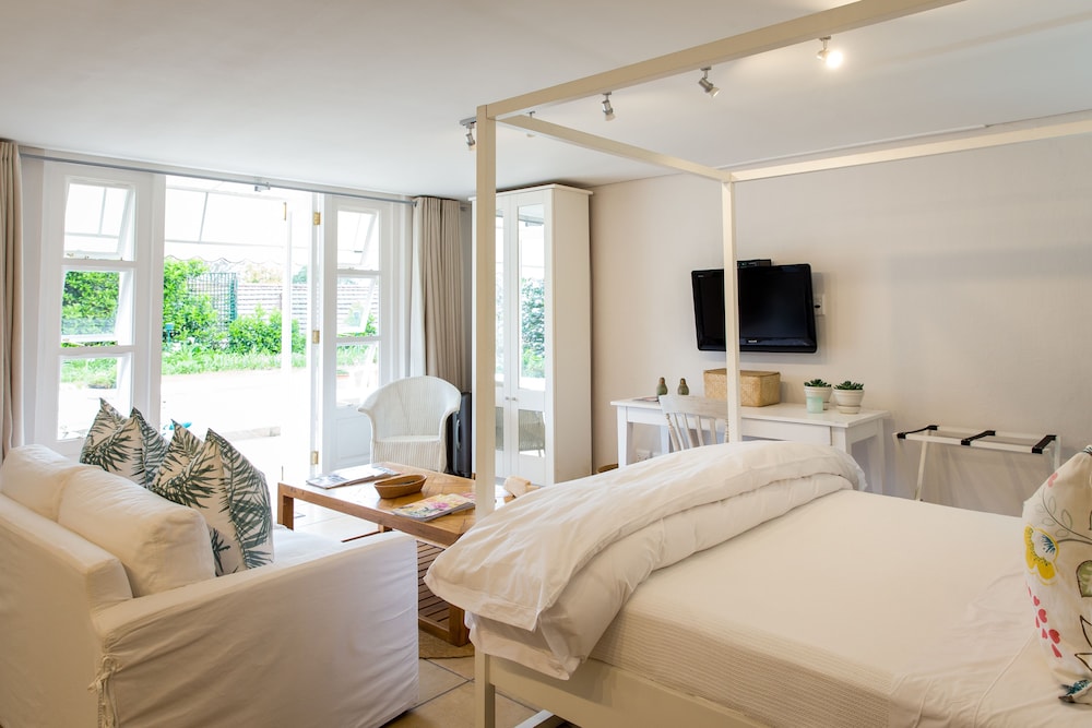 Lexden Guesthouse 14/49
