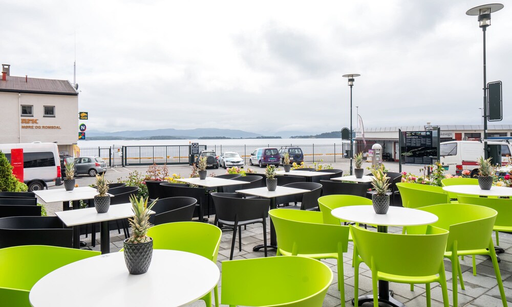 Thon Hotel Moldefjord 35/39