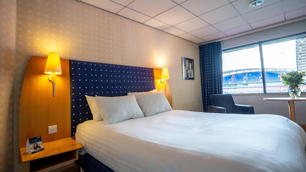 The Bolton Stadium Hotel, a member of Radisson Individuals 15/57