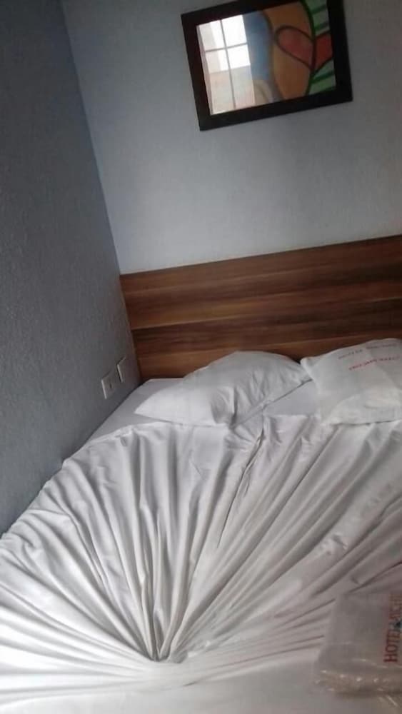 Hotel Michel 21/27
