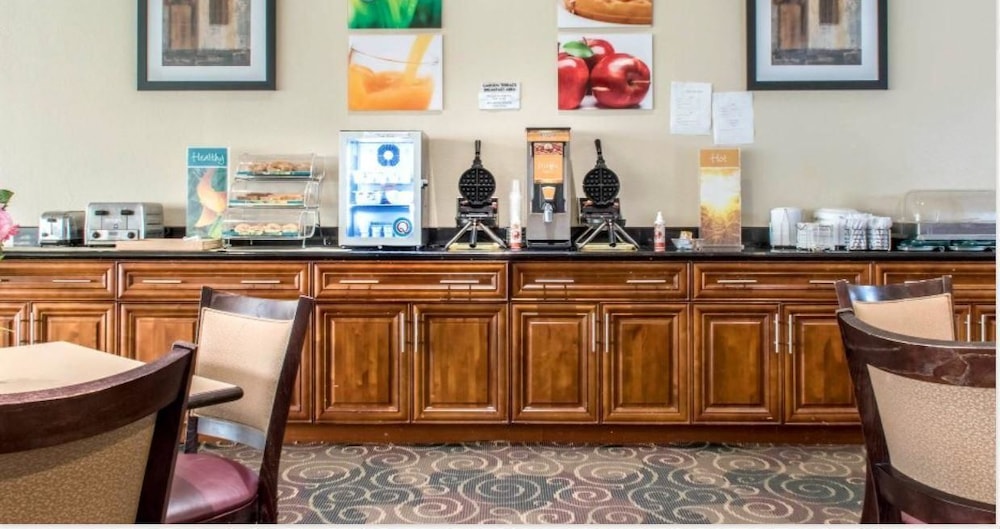 Pocono Resort Conference Center - Pocono Mountains 27/39