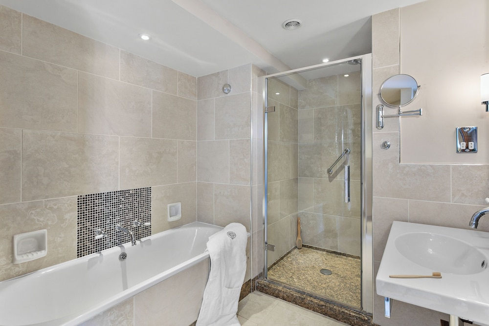 Thurlestone Hotel 48/50