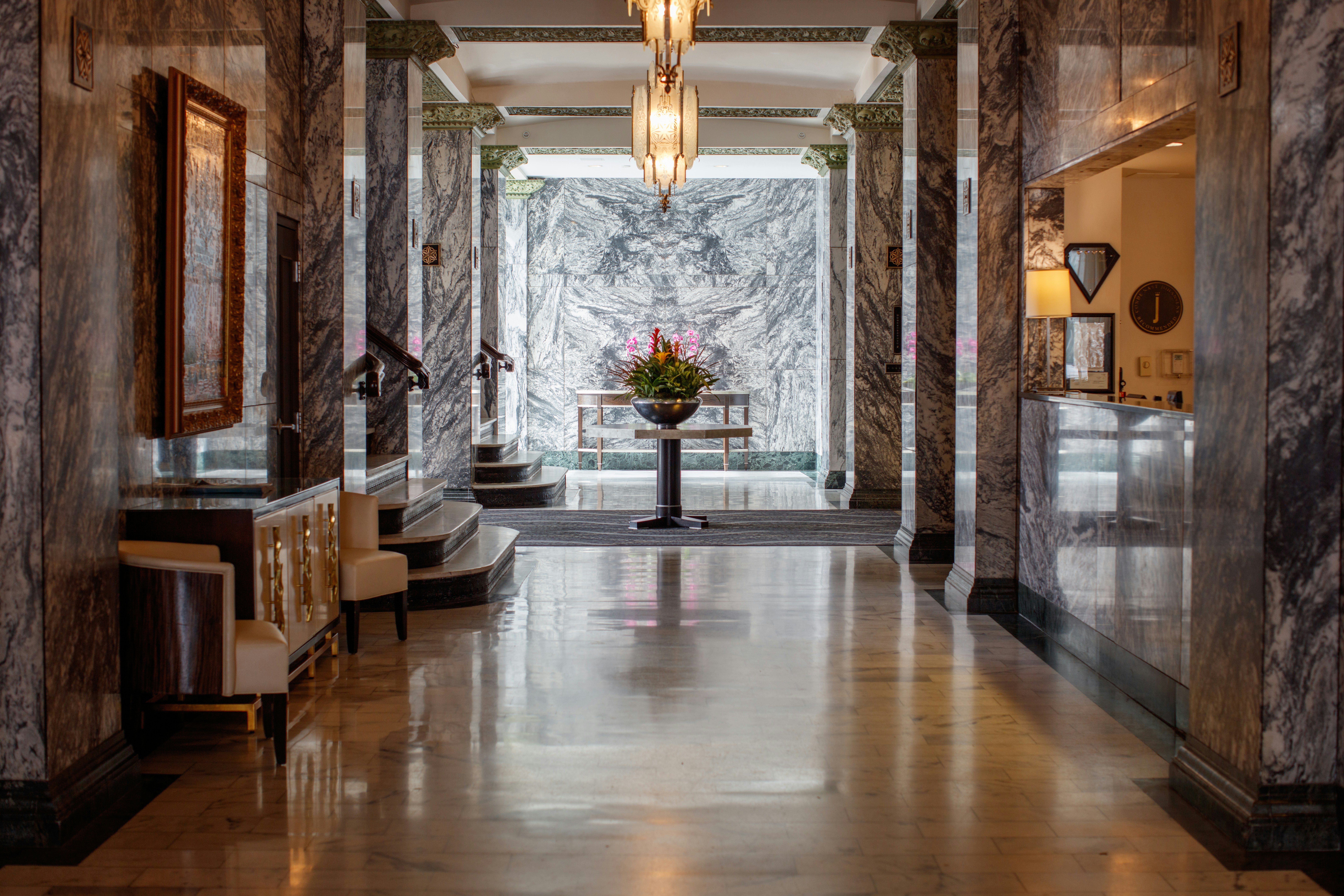 Colcord Hotel Oklahoma City, Curio Collection by Hilton 30/62