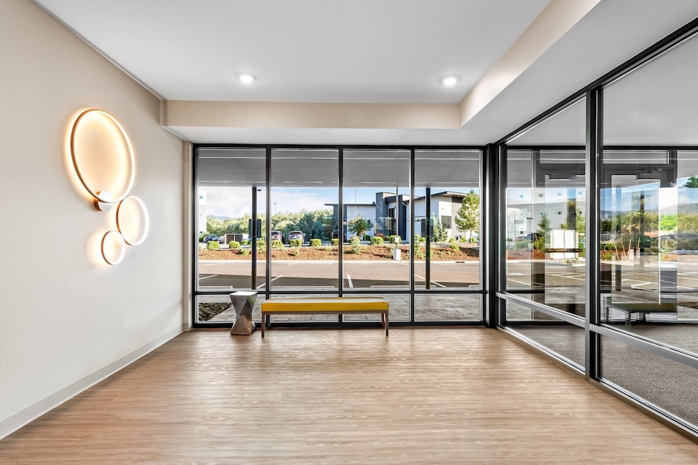 ECHO Suites Extended Stay by Wyndham Reno 52/72