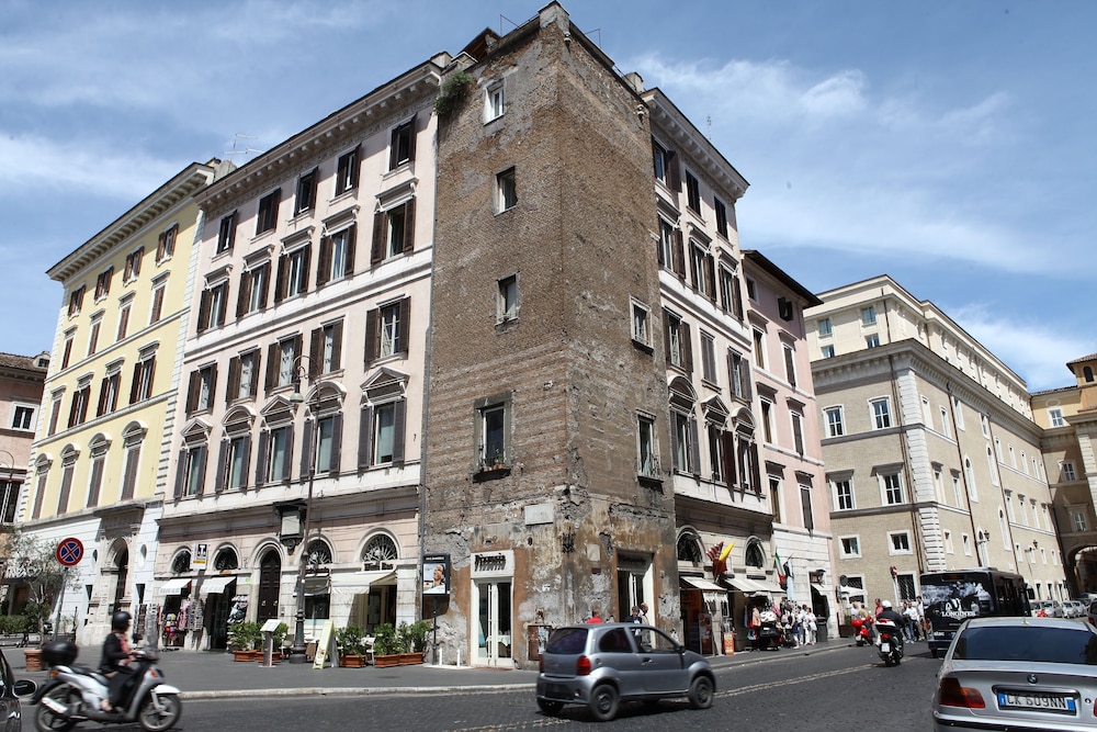 SUITE ART NAVONA 54/59