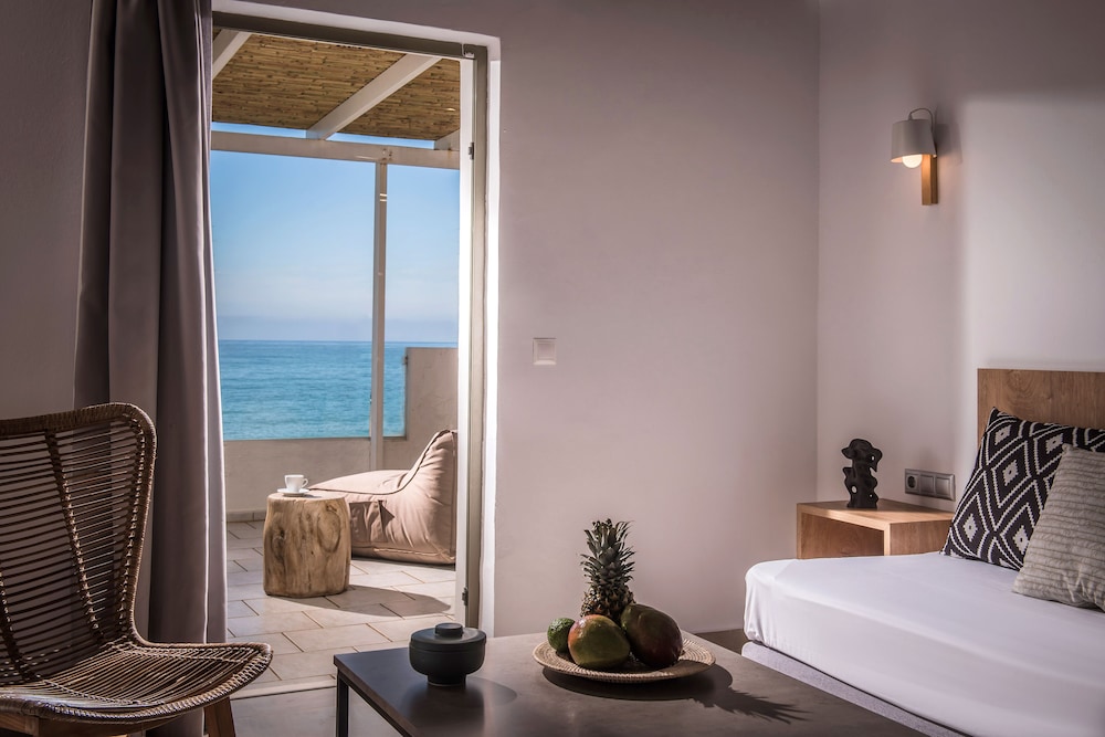 Enorme Maya Beach Adults Only 24/59