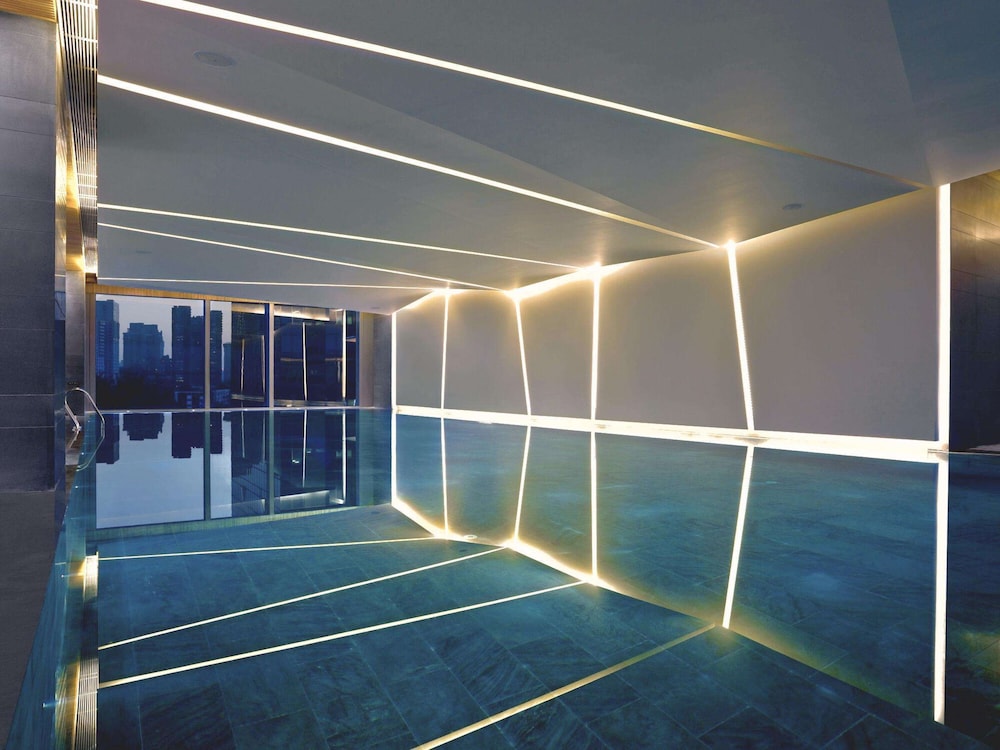 East Beijing Hotel 25/55