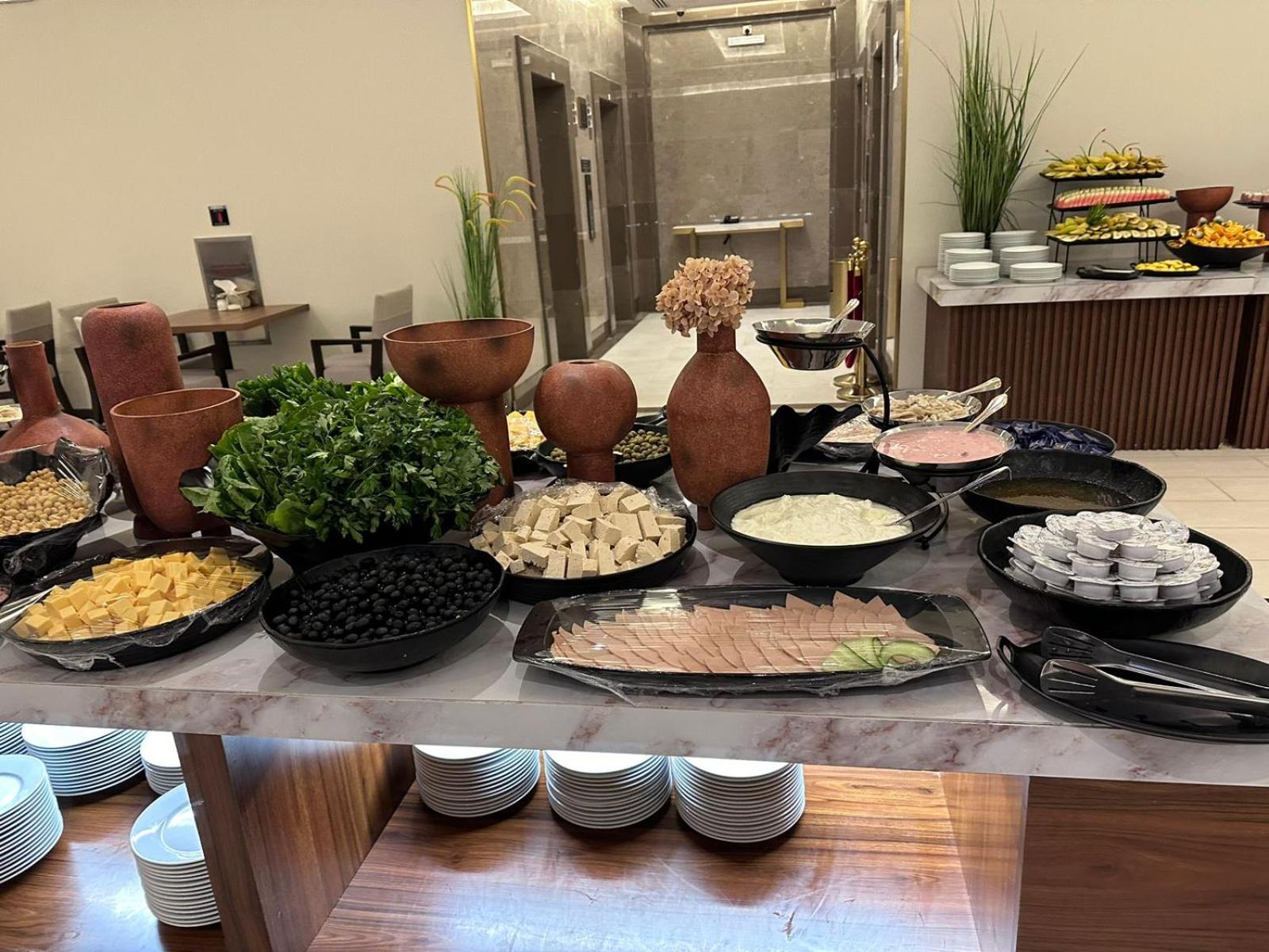 Four Points by Sheraton Ibrahim Al Khalil 40/47