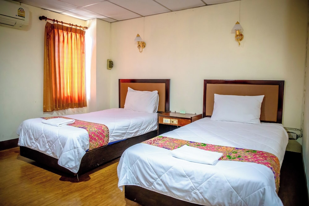 Lukmuang 2 Hotel 30/51