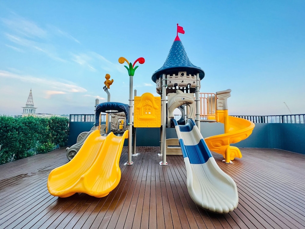 Moose Hotel Nimman 39/48