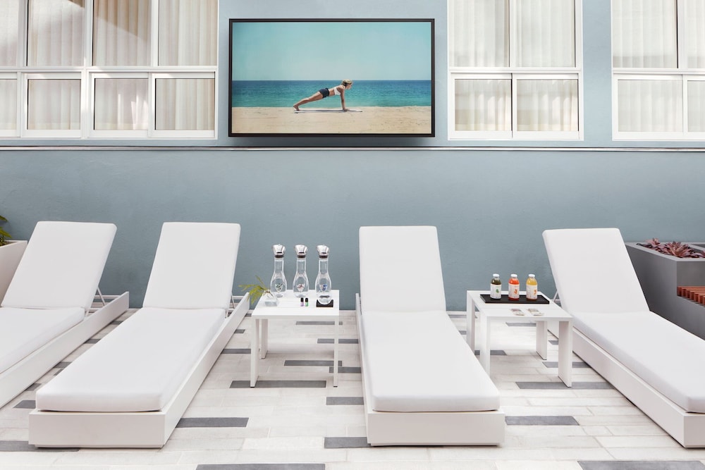 Casa Madrona Hotel and Spa 51/61