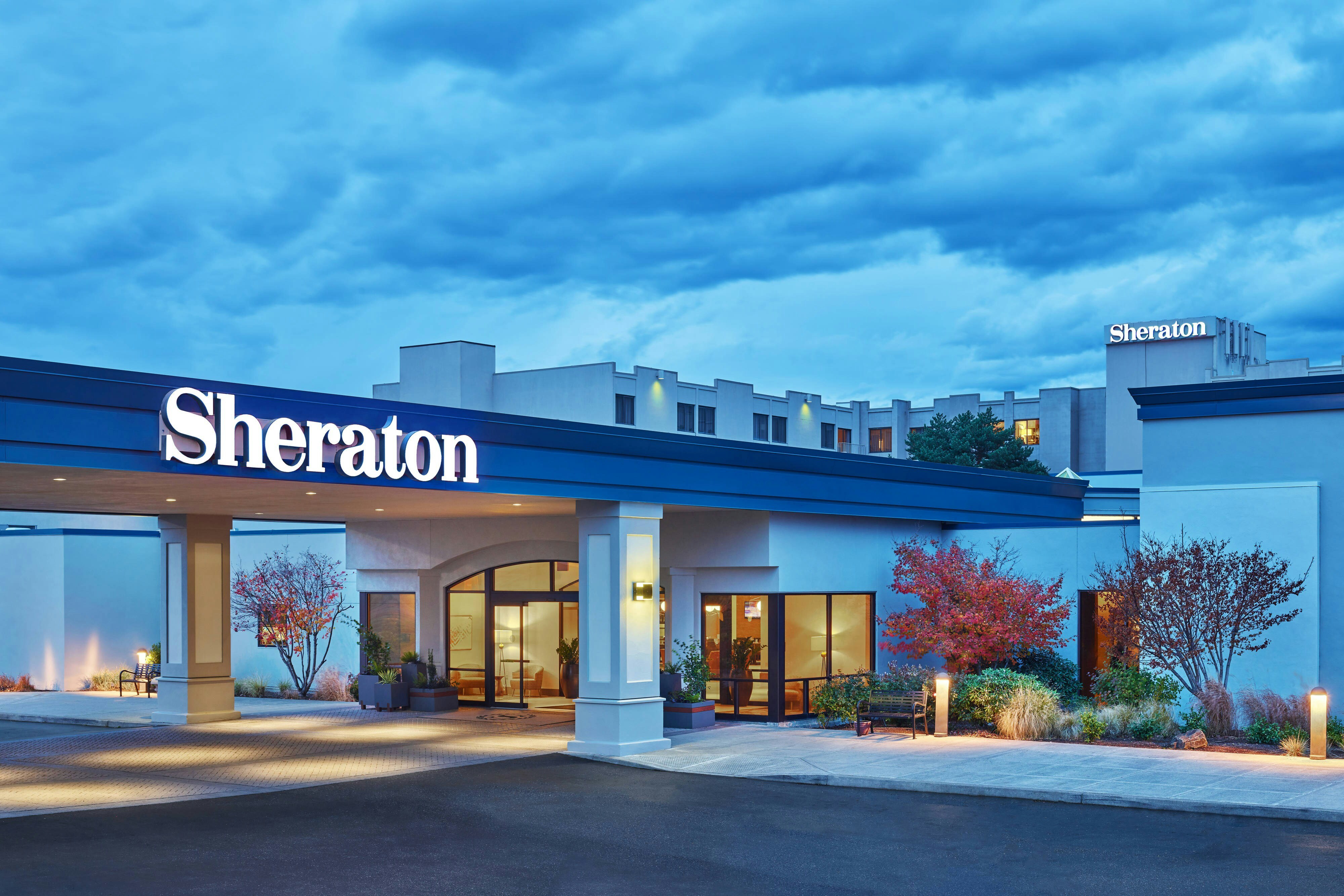 Sheraton Portland Airport Hotel 1/17