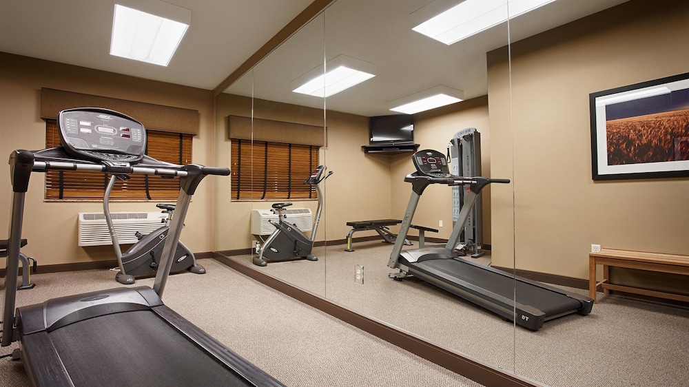 Best Western Plus Night Watchman Inn & Suites 15/22