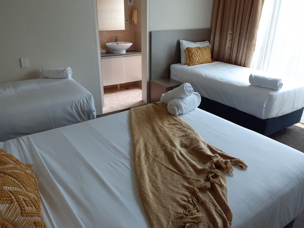 City Star Lodge 14/46