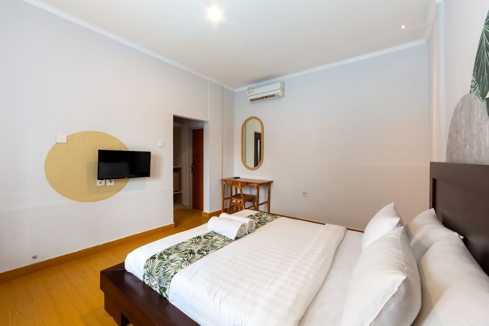 Airy Renon Tukad Badung Sepuluh 27 Bali 12/28