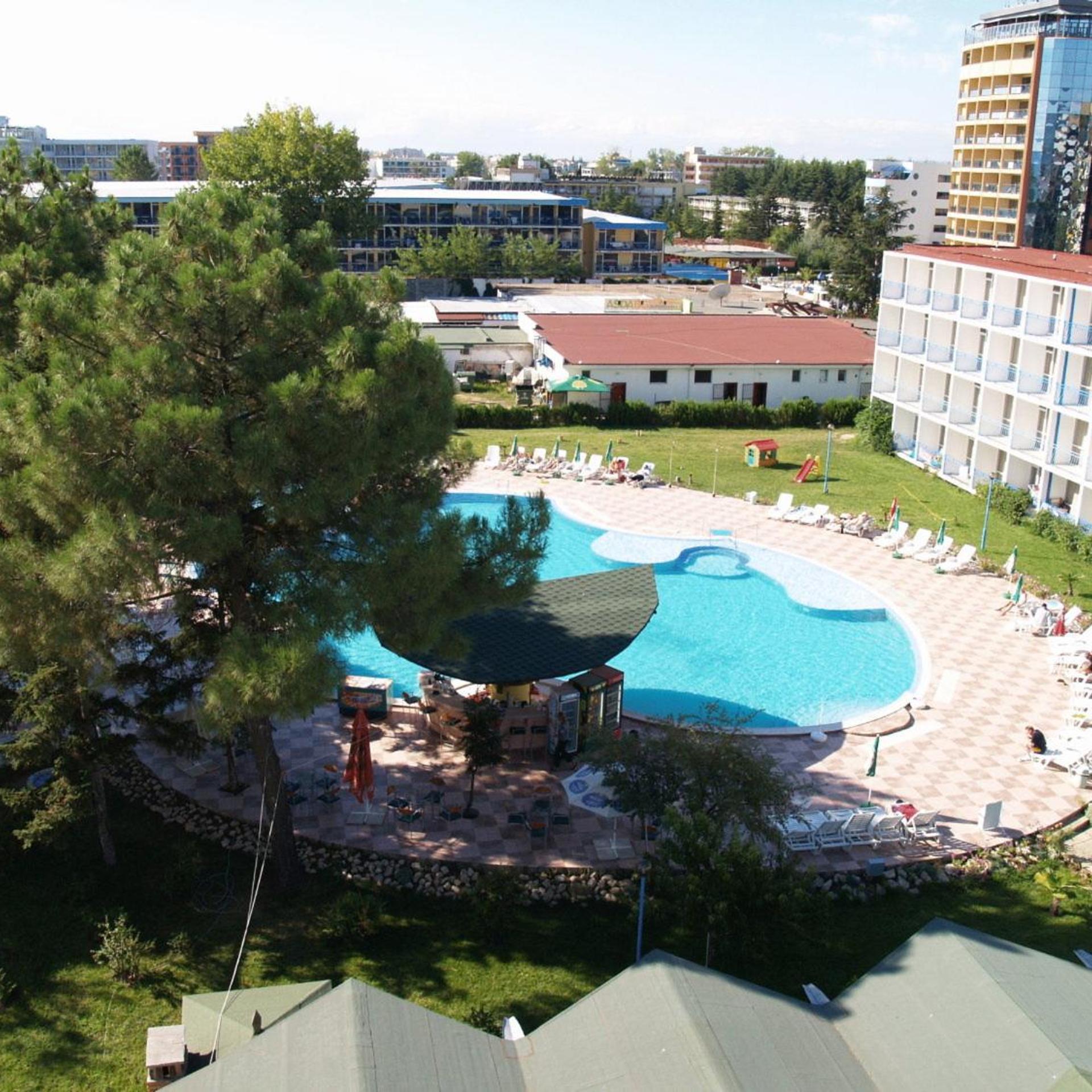 Balaton Hotel 42/52