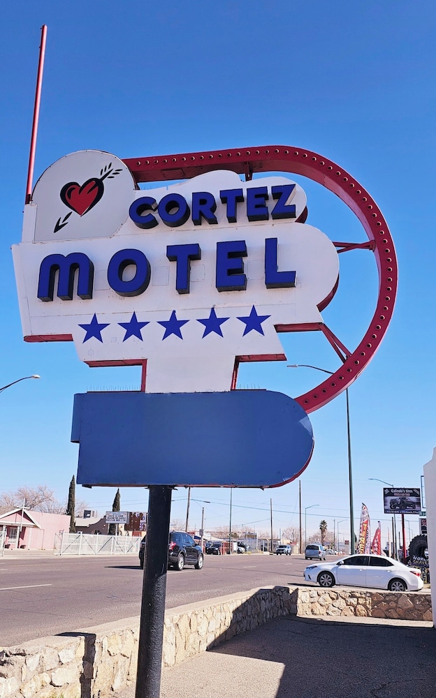 Cortez Motel 1/6