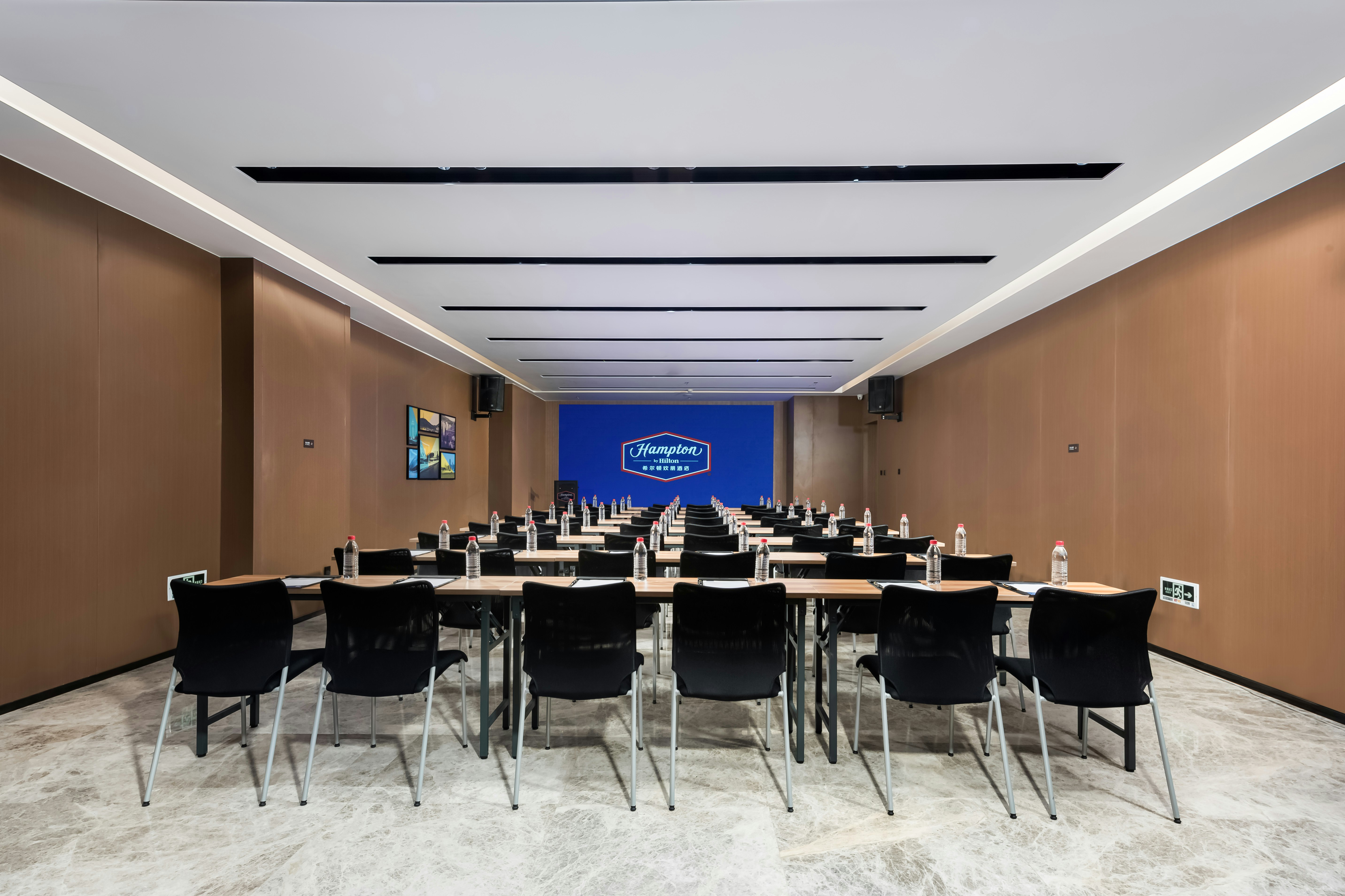 Hampton by Hilton Dalian Zhongshan 18/18